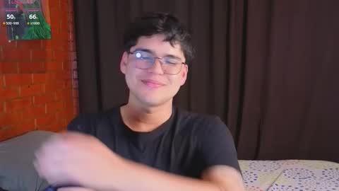 Snapshot of danijungle chatting on November 11, 2025, 2:33 am Daniel online show from November 11, 2025, 2:33 am