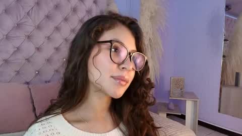 Snapshot of danika_x chatting on June 3, 2026, 1:41 am Danika online show from June 3, 2026, 1:41 am