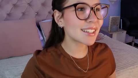 Snapshot of danika_x chatting on June 14, 2026, 1:25 am Danika online show from June 14, 2026, 1:25 am