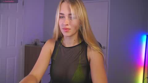 Hi my name is Anna. Please say hello I like to chat with you. If u have request use Tip option .Thank you online show from March 4, 2025, 1:34 am