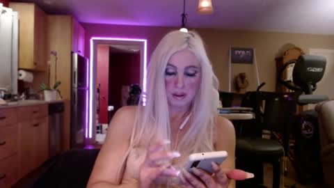 DanikaWhite69 online show from January 8, 2025, 4:34 am