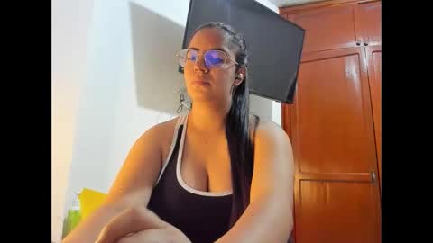 Dani online show from November 20, 2025, 1:39 am