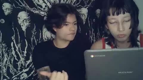 Snapshot of danimary0 chatting on December 2, 2025, 4:29 am danimary0 online show from December 2, 2025, 4:29 am