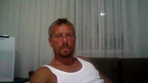 Snapshot of danisami12345 chatting on September 13, 2025, 8:52 pm daniel online show from September 13, 2025, 8:52 pm