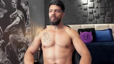 Snapshot of dann_saenz chatting on January 18, 2025, 2:25 am Dann saenz online show from January 18, 2025, 2:25 am