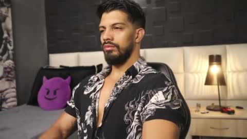 Snapshot of dann_saenz chatting on February 24, 2025, 10:59 am Dann saenz online show from February 24, 2025, 10:59 am