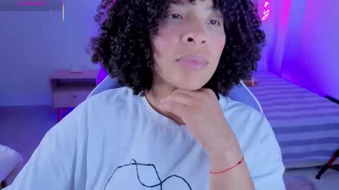 DannaBerry online show from November 18, 2025, 3:05 pm