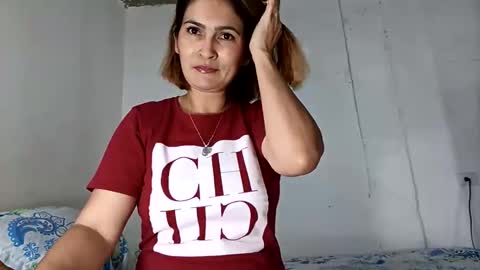 danna_isabela online show from February 22, 2026, 9:57 pm