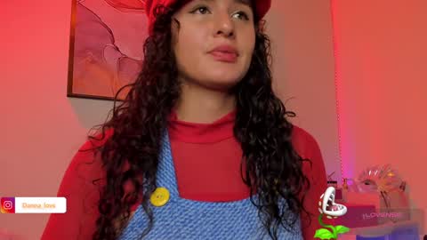 Danna Lovs online show from January 3, 2025, 3:01 pm