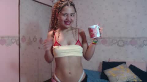 Snapshot of danna_luz1 chatting on March 4, 2026, 12:11 pm Luz online show from March 4, 2026, 12:11 pm