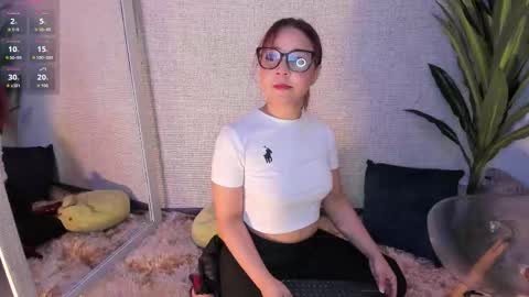 Snapshot of danna_ortega_ chatting on February 19, 2026, 11:28 am Danna Ortega online show from February 19, 2026, 11:28 am