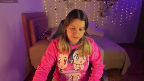 Snapshot of danna_wry chatting on April 5, 2026, 2:53 am danna_wry online show from April 5, 2026, 2:53 am