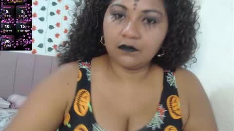 dannaberlin_0 online show from October 19, 2025, 2:18 pm