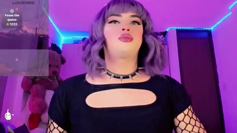 dannadolls online show from March 13, 2026, 6:47 pm