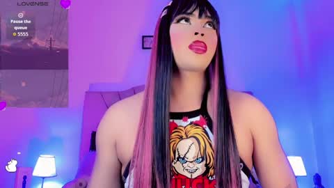 dannadolls online show from April 10, 2026, 6:01 pm