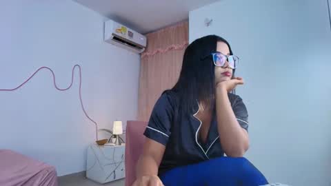 Snapshot of dannagabriella chatting on April 13, 2026, 8:31 am dannagabriella online show from April 13, 2026, 8:31 am