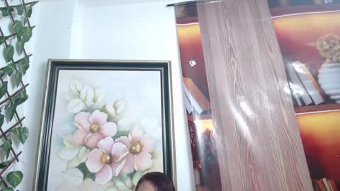 dannamomcerrat online show from September 8, 2025, 11:26 pm