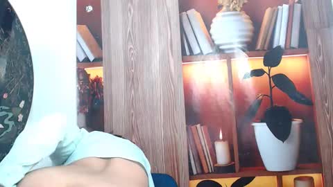 dannamomcerrat online show from October 18, 2025, 8:31 pm