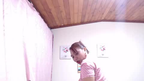 Snapshot of dannamomcerratt chatting on April 27, 2026, 1:47 am dannamomcerratt online show from April 27, 2026, 1:47 am