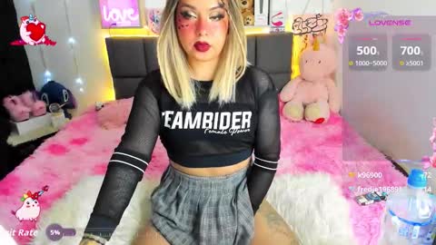 Snapshot of dannia_13 chatting on October 11, 2025, 3:06 am dannia_13 online show from October 11, 2025, 3:06 am