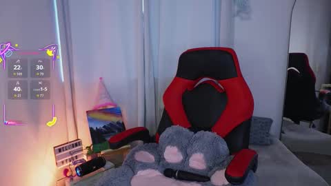    online show from November 12, 2025, 8:30 pm