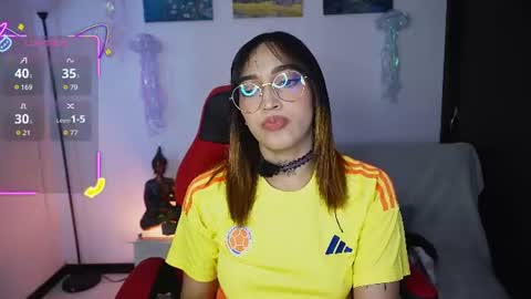 Snapshot of dannielle_ chatting on June 23, 2026, 7:56 pm online show from June 23, 2026, 7:56 pm