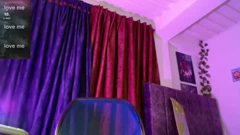 DANNTE online show from April 21, 2026, 2:51 am