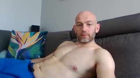 Snapshot of danny81boy chatting on May 3, 2026, 9:37 am danny81boy online show from May 3, 2026, 9:37 am