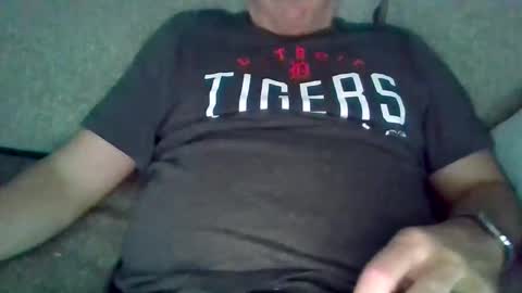 dannyboy621 online show from May 3, 2026, 11:16 am