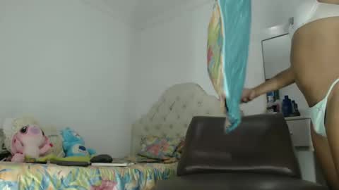 dannydoll_666 online show from February 6, 2025, 9:22 am