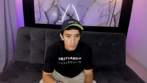 Snapshot of dante_18cm chatting on May 25, 2026, 12:49 am Dante online show from May 25, 2026, 12:49 am