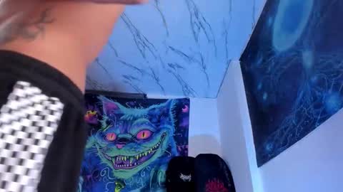 Snapshot of dante_cooper_0 chatting on October 14, 2025, 5:52 am dante_cooper_0 online show from October 14, 2025, 5:52 am