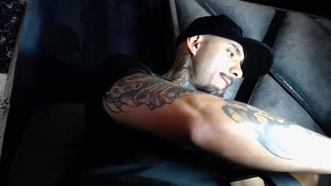 dante_d_angelo_ online show from February 11, 2026, 6:51 am
