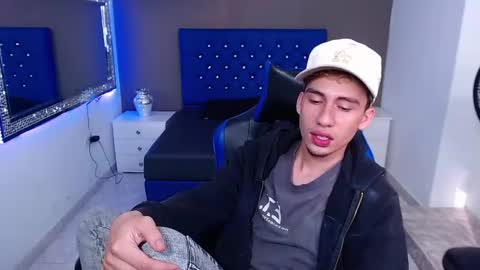 Snapshot of dante_tompson chatting on February 2, 2025, 1:08 pm Dante online show from February 2, 2025, 1:08 pm