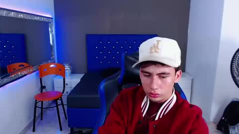 Snapshot of dante_tompson chatting on February 10, 2025, 1:11 pm Dante online show from February 10, 2025, 1:11 pm