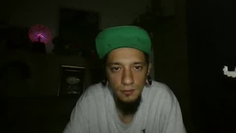 Snapshot of dante_x_5 chatting on October 28, 2025, 10:45 pm dante_x_5 online show from October 28, 2025, 10:45 pm