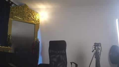 Dante coppola online show from February 16, 2025, 9:59 pm