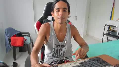 X Dante7373574 online show from November 24, 2025, 6:40 pm