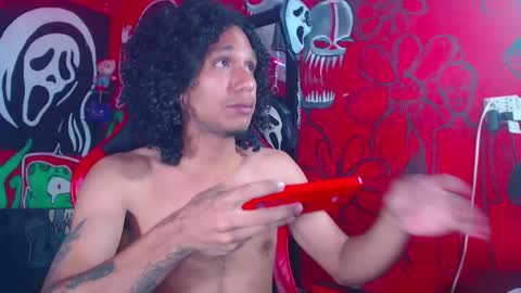 dantehellsingx online show from November 27, 2025, 2:02 am