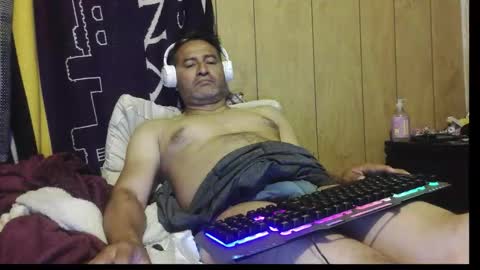 dantehot82 online show from March 11, 2026, 12:22 pm