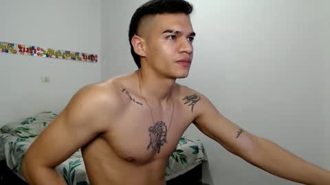 Snapshot of danteshothell chatting on February 26, 2025, 2:59 am online show from February 26, 2025, 2:59 am