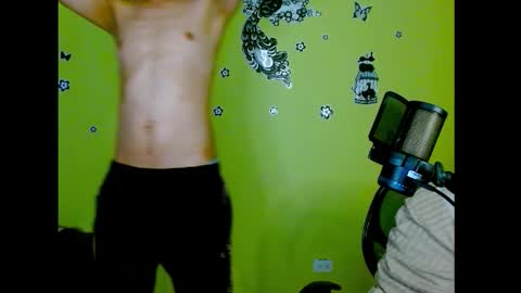 dantex13 online show from November 18, 2025, 3:01 am