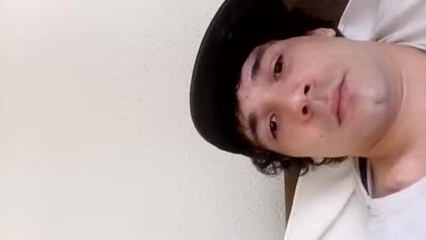 dantoncosso112 online show from December 17, 2025, 5:30 pm