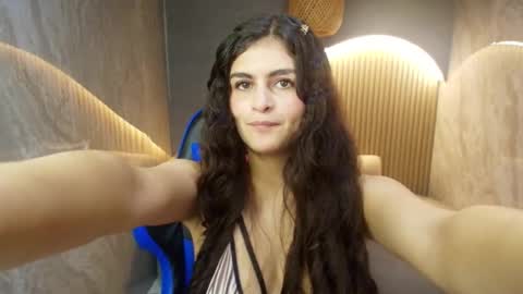 Snapshot of dany_r_ chatting on September 19, 2025, 1:34 pm Dany online show from September 19, 2025, 1:34 pm