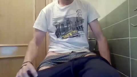 Snapshot of danydotado chatting on October 10, 2025, 7:02 pm danydotado online show from October 10, 2025, 7:02 pm