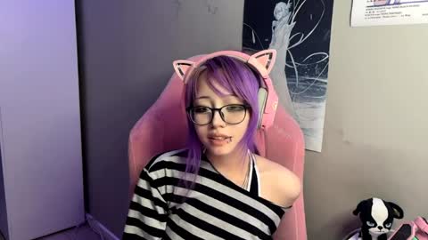 Snapshot of danyelleeyermann chatting on April 5, 2026, 2:25 pm danyelleeyermann online show from April 5, 2026, 2:25 pm
