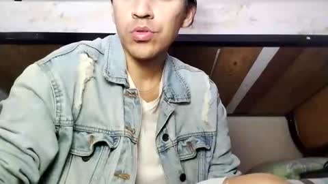 Daniel online show from December 2, 2025, 9:32 pm