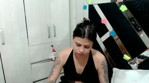 daphne877046 online show from February 24, 2026, 2:20 am