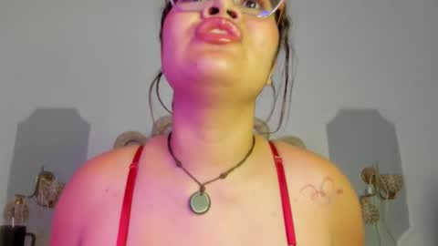 daphne_aris online show from March 5, 2026, 4:08 am