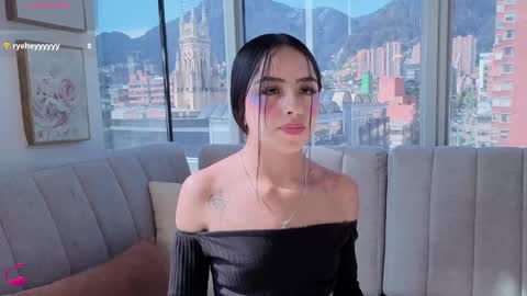 daphne_chers online show from January 9, 2026, 7:37 pm